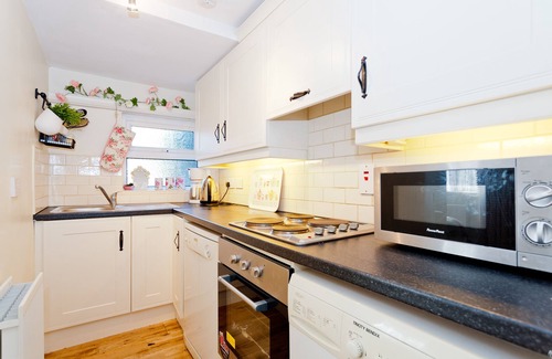 Inchicore Apartment | Cosy Cottage Style Apartment In Historic Dublin, Near Kilmainham Gaol
