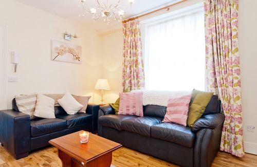 Inchicore Apartment | Cosy Cottage Style Apartment In Historic Dublin, Near Kilmainham Gaol