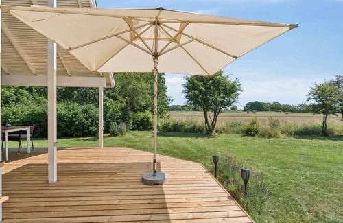 Store Fuglede House | Cosy cottage with open view of the meadow