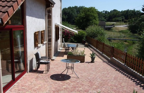 Bonvillet Cottage | Cosy Cottage with Fireplace, Terrace & River View - Near Vittel Spa Towns