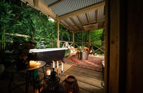 Clachan of Campsie House | Cosy Cute Cabin with Large Veranda & Outdoor Bath