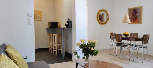 La Fuye-Velpeau Apartment | Cosy et calme, chambre séparée avec bureau et fibre