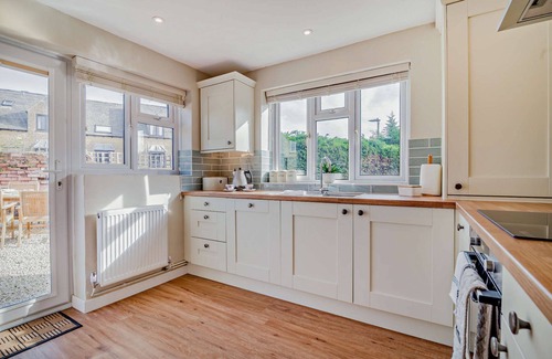 Stow-on-the-Wold Cottage | Cosy, excellently located, dog friendly - Ways End