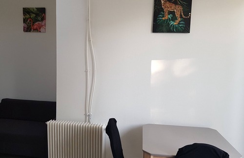 Meaux Apartment | Cosy F2 near DisneyLand Paris