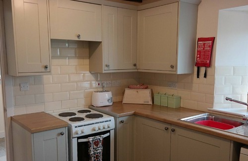 Woodhorn Cottage | Cosy Farm Cottage with Easy Beach Access