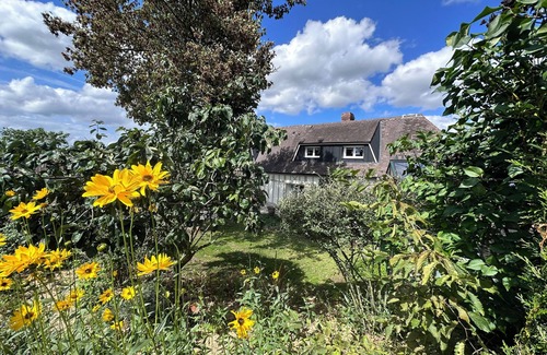 Quevillon House | Cosy farmhouse with sauna and jacuzzi