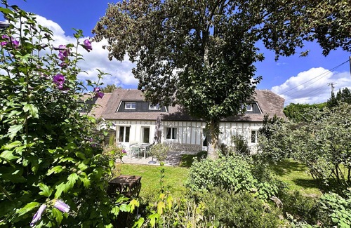 Quevillon House | Cosy farmhouse with sauna and jacuzzi