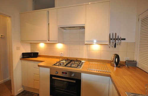 North Berwick Apartment | Cosy first-floor mews apartment, close to the beach and tucked away in a quiet courtyard. Sleeps 2