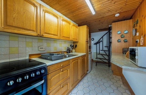 Fraserburgh Cottage | Cosy fisherman's cottage on the Pennan seafront.