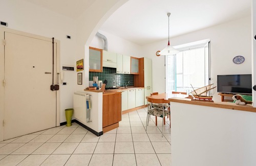 Chiavari Apartment | Cosy flat with parking in Chiavari