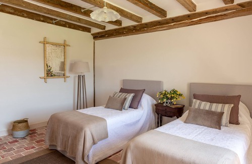 Courtomer Other | Cosy four bedded farmhouse on the Courtomer estate- space and privacy guaranteed