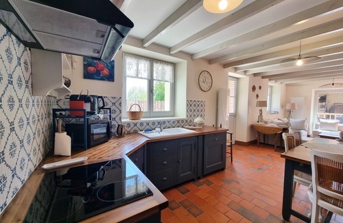 Brioude House | Cosy gîte near town center
