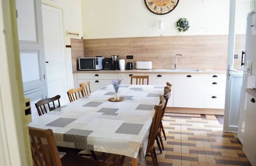 Jagée House | Cosy group gîte with swimming pool