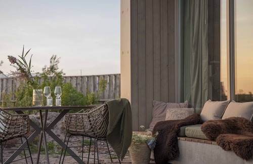 t Zand House | Cosy Holiday Home Between Flower Fields and Close to the Beach