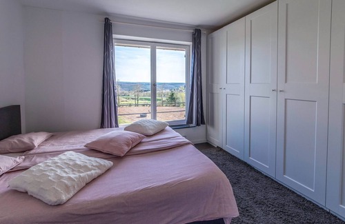 Polleur House | Cosy Holiday Home in Polleur with Pool and Sauna