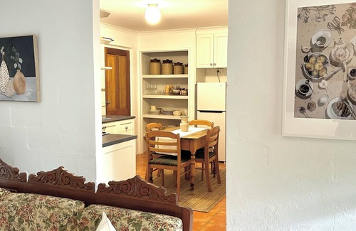 North Bendigo House | Cosy Home Away From Home