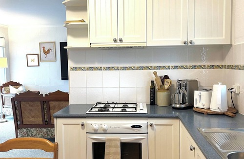 North Bendigo House | Cosy Home Away From Home
