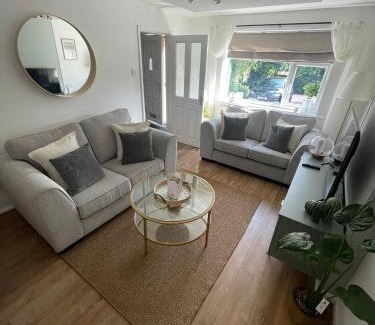 Wigan House | Cosy home close to M6 motorway