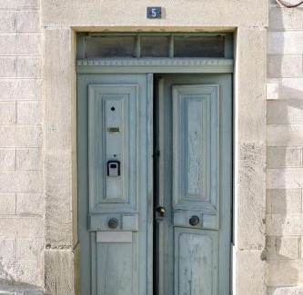 Castelreng House | Cosy home with a great yoga studio