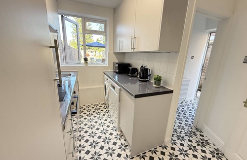 Bray on Thames House | Cosy house in Slough near Legoland and Windsor