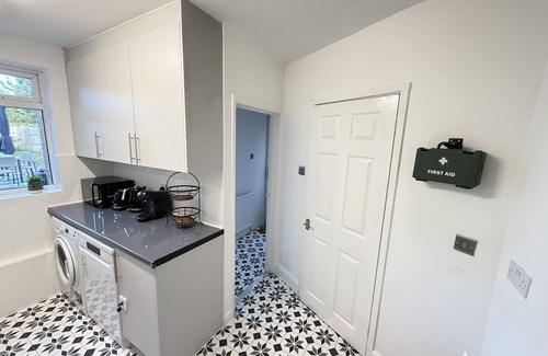 Bray on Thames House | Cosy house in Slough near Legoland and Windsor