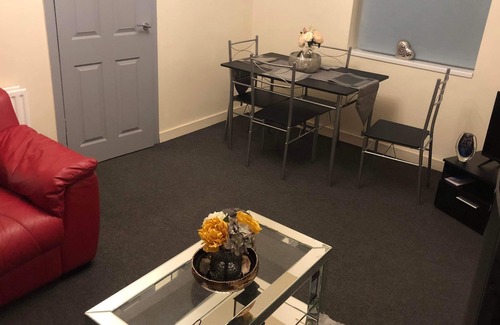 Sheffield House | Cosy Keppel House