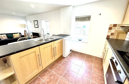 Inveraray Cottage | Cosy Luxury Smugglers' Cottage in the Heart of Inveraray. Sleeps 4 in 2 Bedrooms