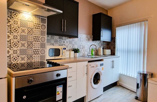 Liverpool Apartment | Cosy modern 1 bedroom apartment, close to stadiums and city centre