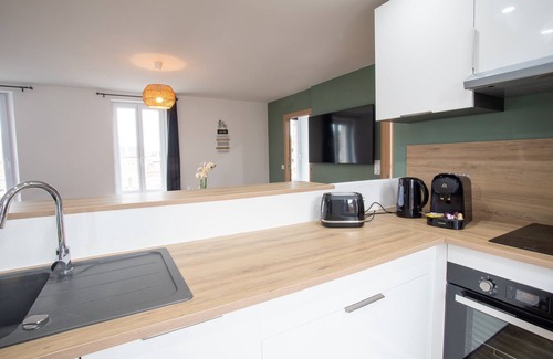 Eu Apartment | Cosy, modern apartment