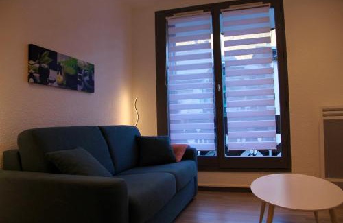 Chamonix City Centre Apartment | Cosy Nest Near Center Chamonix