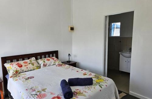 Cuvu Apartment | Cosy one bedroom self contained apartment