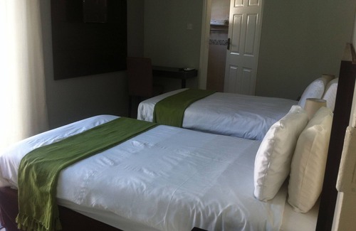 Gaborone House | Cosy Palms Guest House