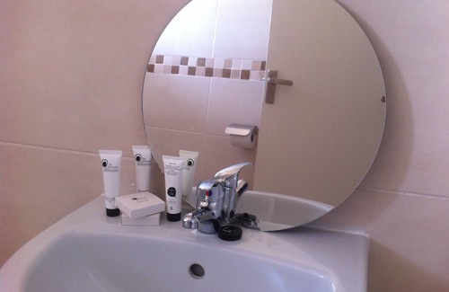 Gaborone House | Cosy Palms Guest House