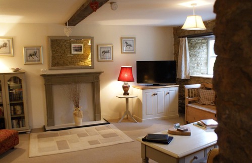 Banbury Cottage | Cosy Period Cottage In Unspoilt Village On The Edge Of The Cotswolds