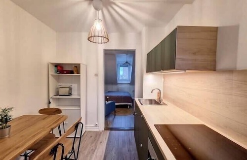 Cronenbourg Est Apartment | Cosy Rent Strasbourg saint Florent proche Gare