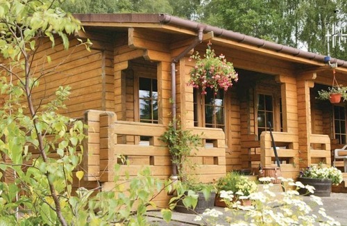 Killin Cabin | Cosy Rowan (3) woodland lodge by Killin, Loch Tay