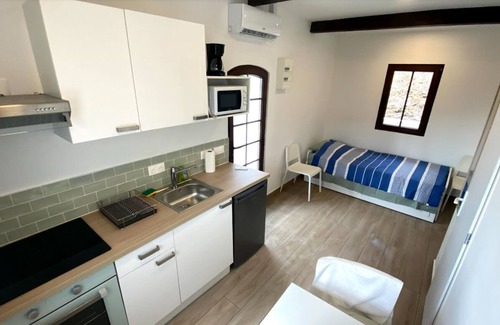 Cavaliere Apartment | Cosy sea and nature house in Cavalière. Private terrace