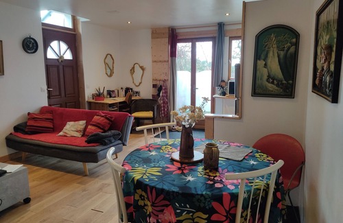 Villy-le-Pelloux Apartment | Cosy, self-contained apartment between Annecy and Geneva - Pets welcome!