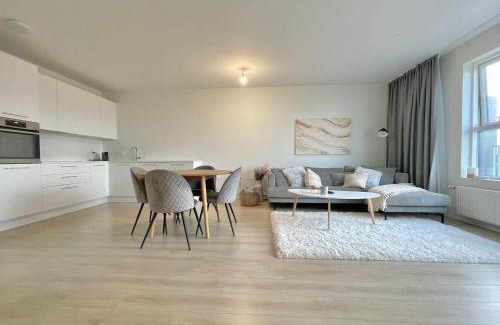 Njardvik Apartment | Cosy stay with a great view!