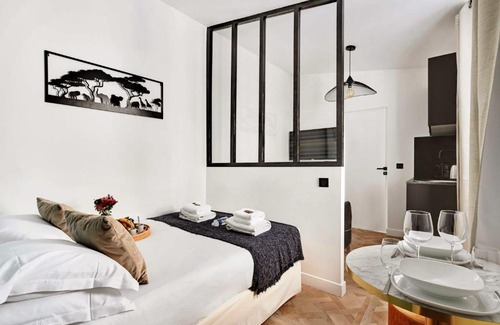 Quartier de Javel Apartment | Cosy Studio 1BR2P - Tour Eiffel Champs de Mars 19B