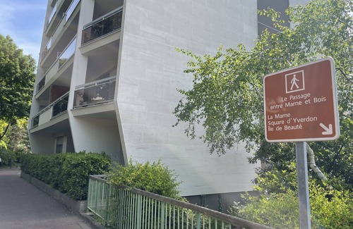 Le Bois Porte de Nogent Apartment | Cosy studio - apartment in Nogent Sur Marne near RER A station