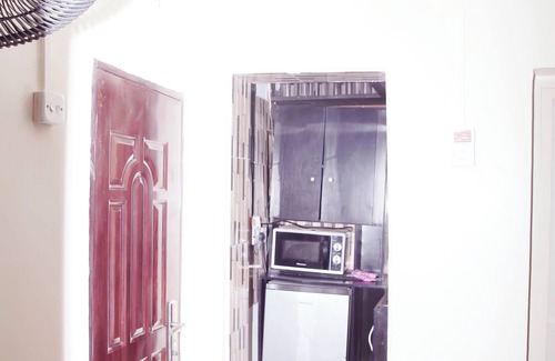 Yaba Apartment | Cosy Studio Apartment for Two People