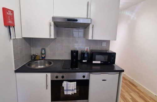 Camberwell Green Apartment | Cosy Studio at Camberwell Zone 2