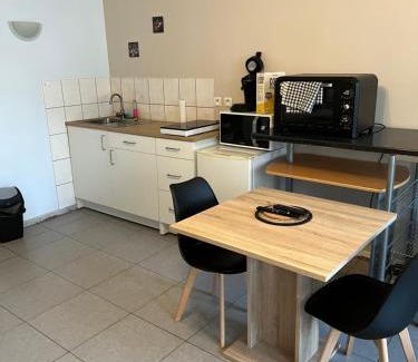 La Celle-sur-Loire Apartment | Cosy Studio