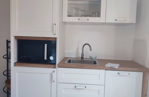 Brie-et-Angonnes Apartment | COSY STUDIO IN A LARGE CHALET IN THE COUNTRYSIDE, fully renovated
