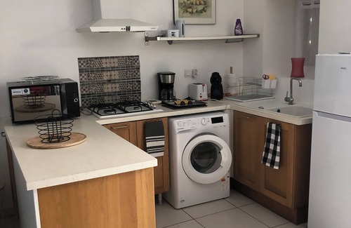 La Chambrette Apartment | Cosy studio in the country but in the city center