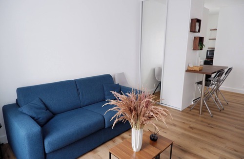 Maisons-Alfort Apartment | Cosy studio near Paris