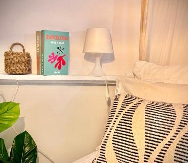 Capuchinos Apartment | Cosy Studio +netflix+24h entry+silent air conditionning