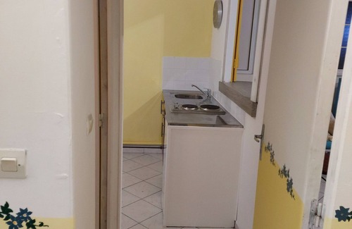 Saint-Claude Apartment | Cosy studio with Jacuzzi in the countryside overlooking La Soufrière