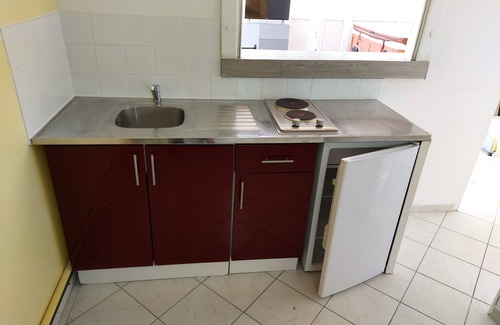 Saint-Claude Apartment | Cosy studio with Jacuzzi in the countryside overlooking La Soufrière